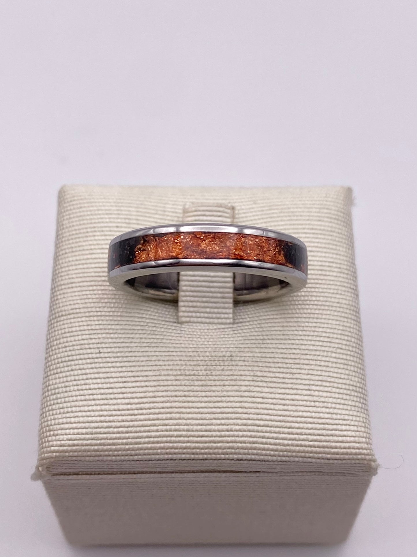 Anello di Lava Islandese e Foglia di Rame