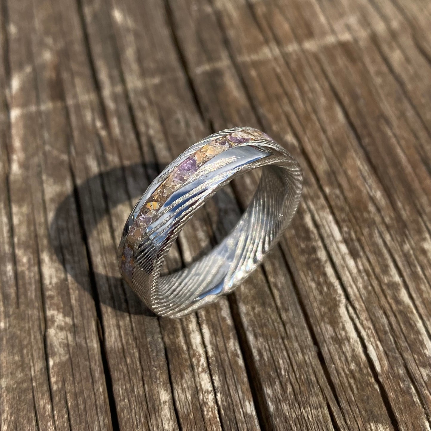 Anello di Acciaio Damasco, Opale naturale, Ametista e Mokume Gane