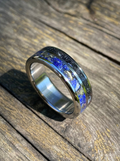 Anello di Lapislazzulo, Pirite, Tormalina Nera e Titanio