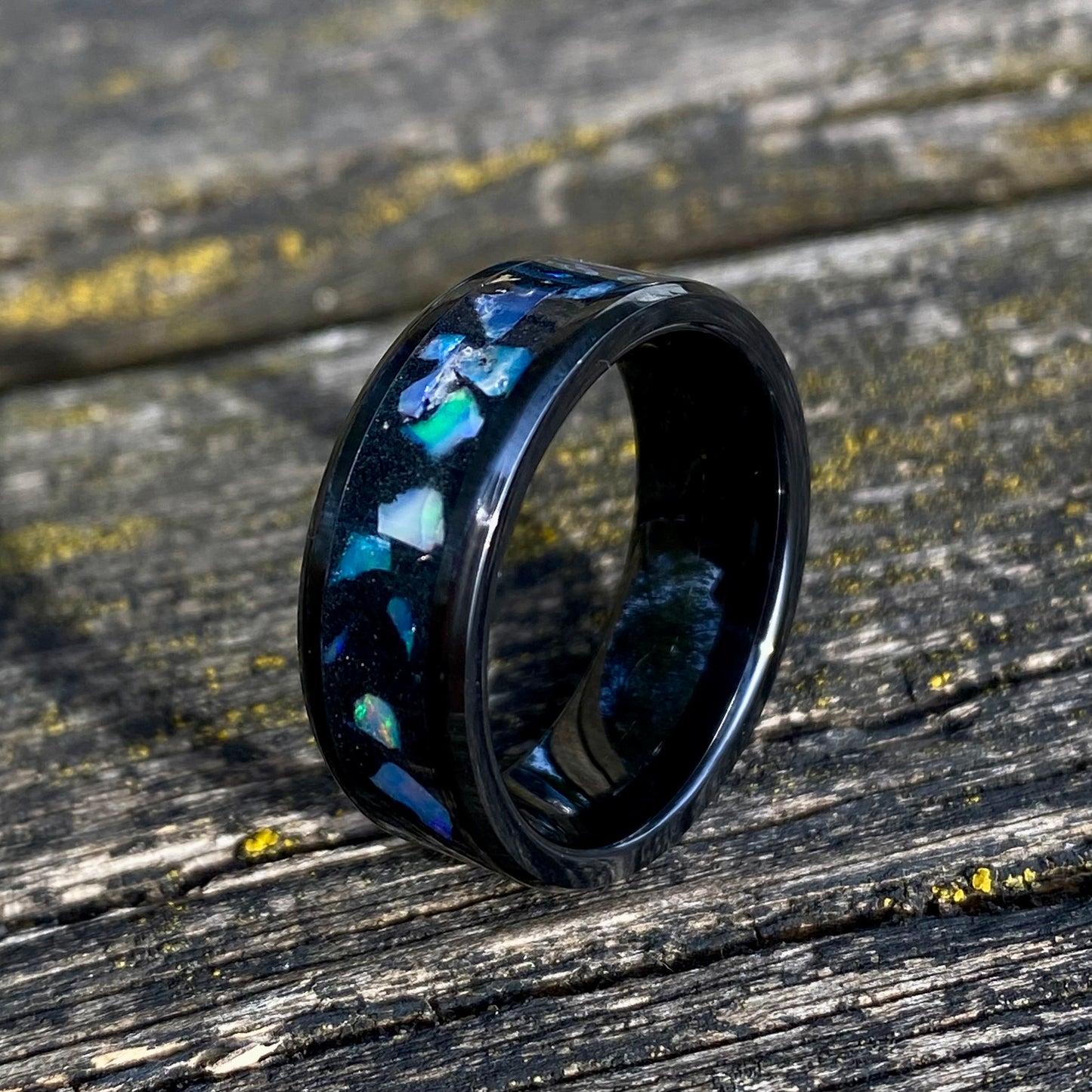 Anello di Ceramica ed Opale naturale