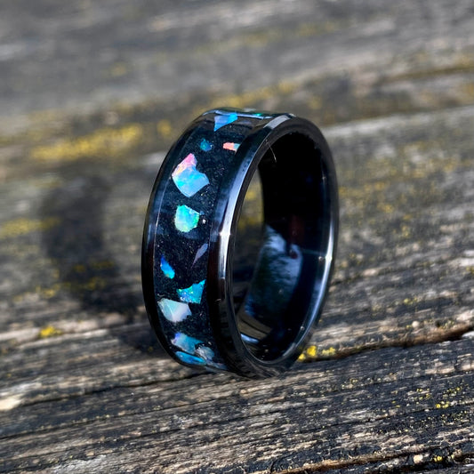 Anello di Ceramica ed Opale naturale