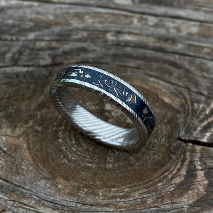 Bague en acier de Damas et météorite