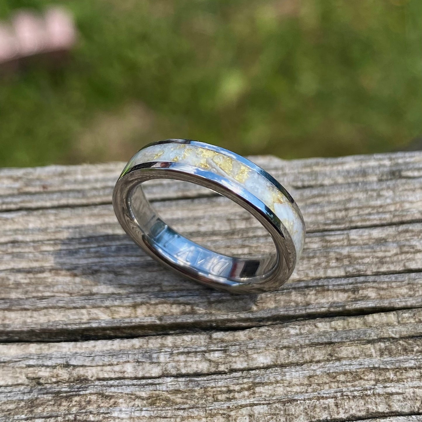 Anello di Titanio, Celestina, Conchiglia e Foglia d’Oro