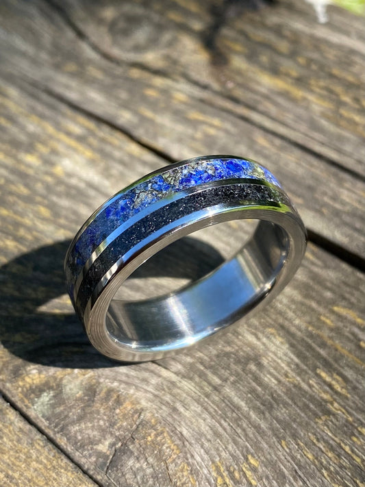 Anello di Lapislazzulo, Pirite, Tormalina Nera e Titanio