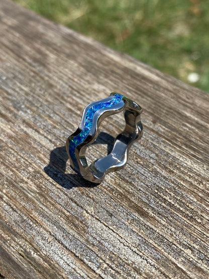 Anello di Titanio ed Opale - Wave Ring