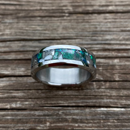 Anello di Malachite, Meteorite, Opale e Conchiglia