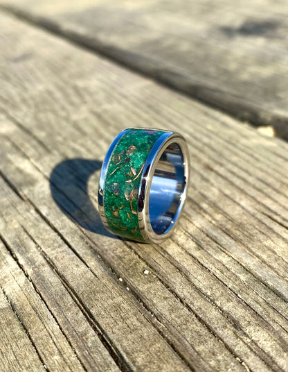 Anello di Giada Verde e Rame