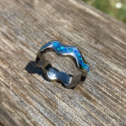 Anello di Titanio ed Opale - Wave Ring