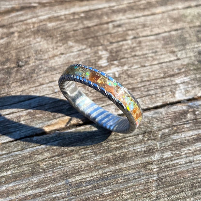 Anello di Acciaio Damasco, Corniola, Opale e Foglia d’Oro