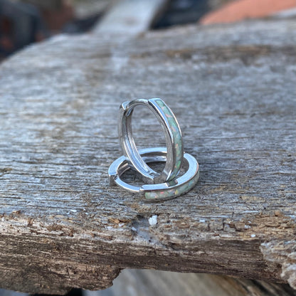 Orecchini di opale "Pearl White" / medium