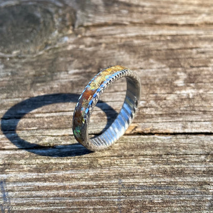 Anello di Acciaio Damasco, Corniola, Opale e Foglia d’Oro