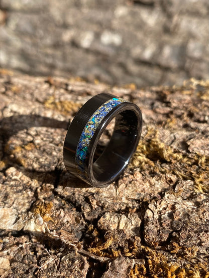 Anello di Ceramica Nera, Opale, Lapis Lazuli e Foglia d'Oro