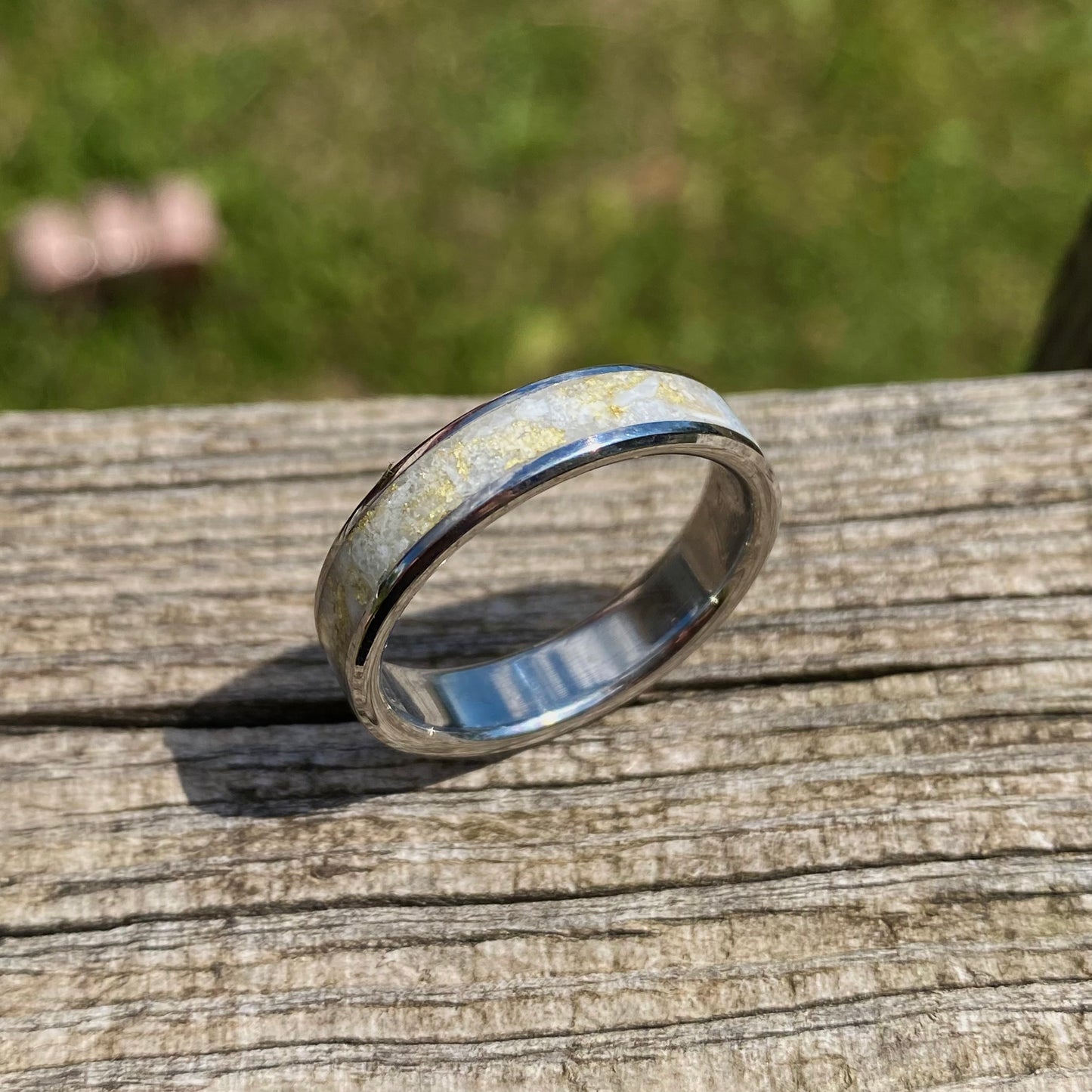 Anello di Titanio, Celestina, Conchiglia e Foglia d’Oro
