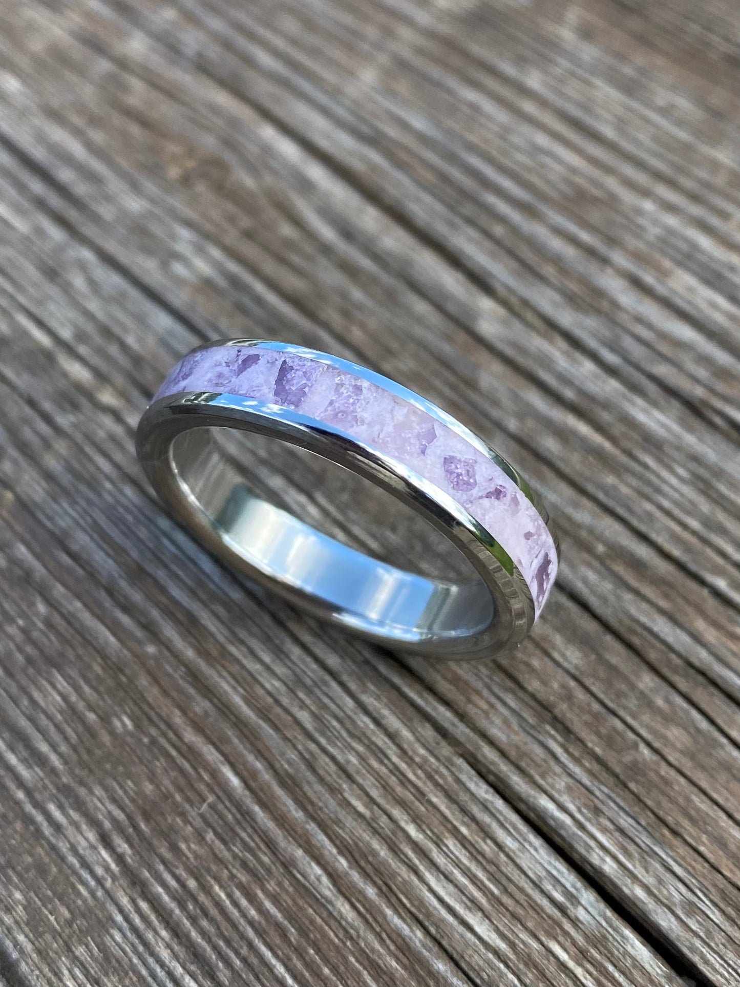 Anello di Ametista - Fluo