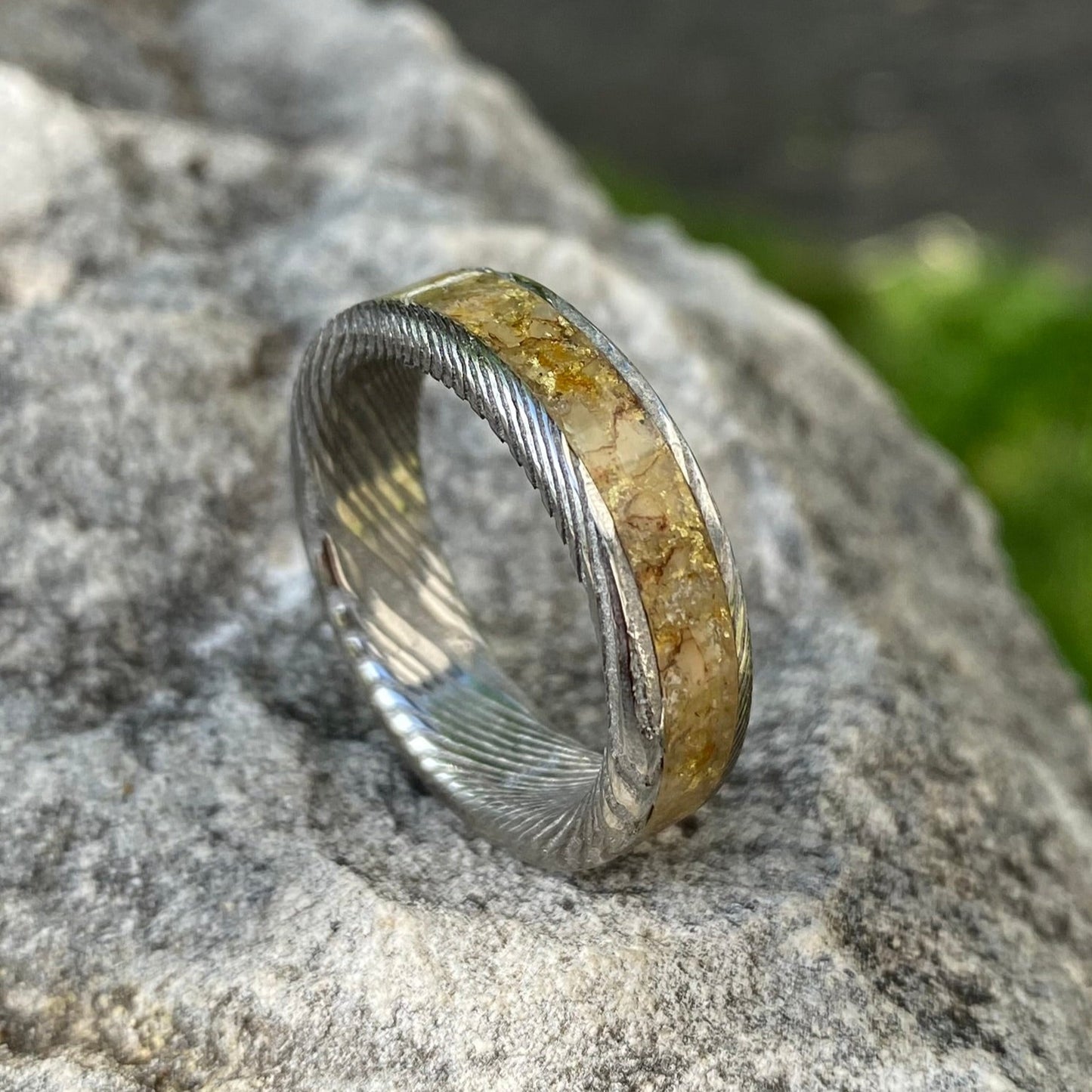 Ring of Damascus Steel, Amber and Gold Leaf