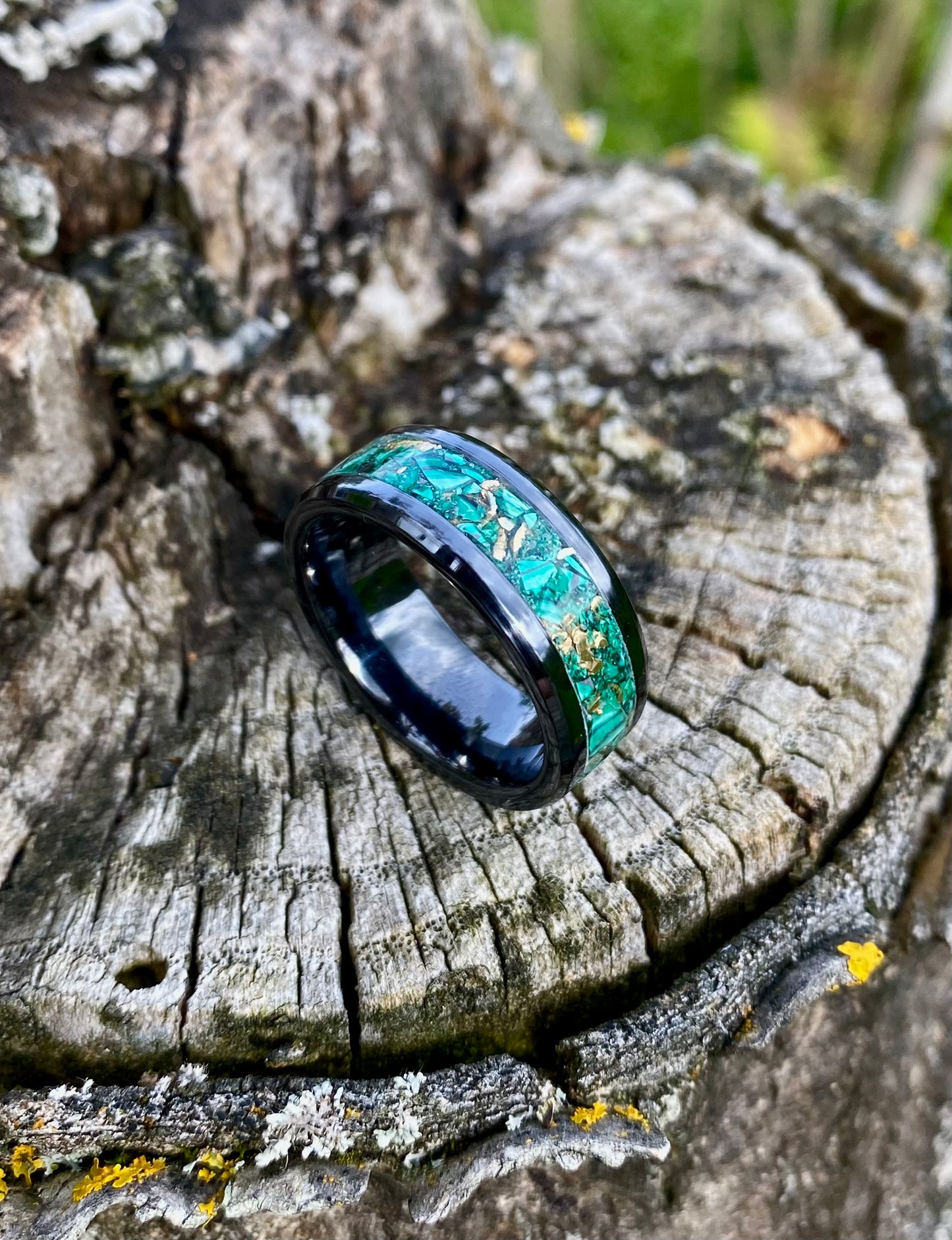 Ring of Black Ceramic, Malachite and Mokume Gane