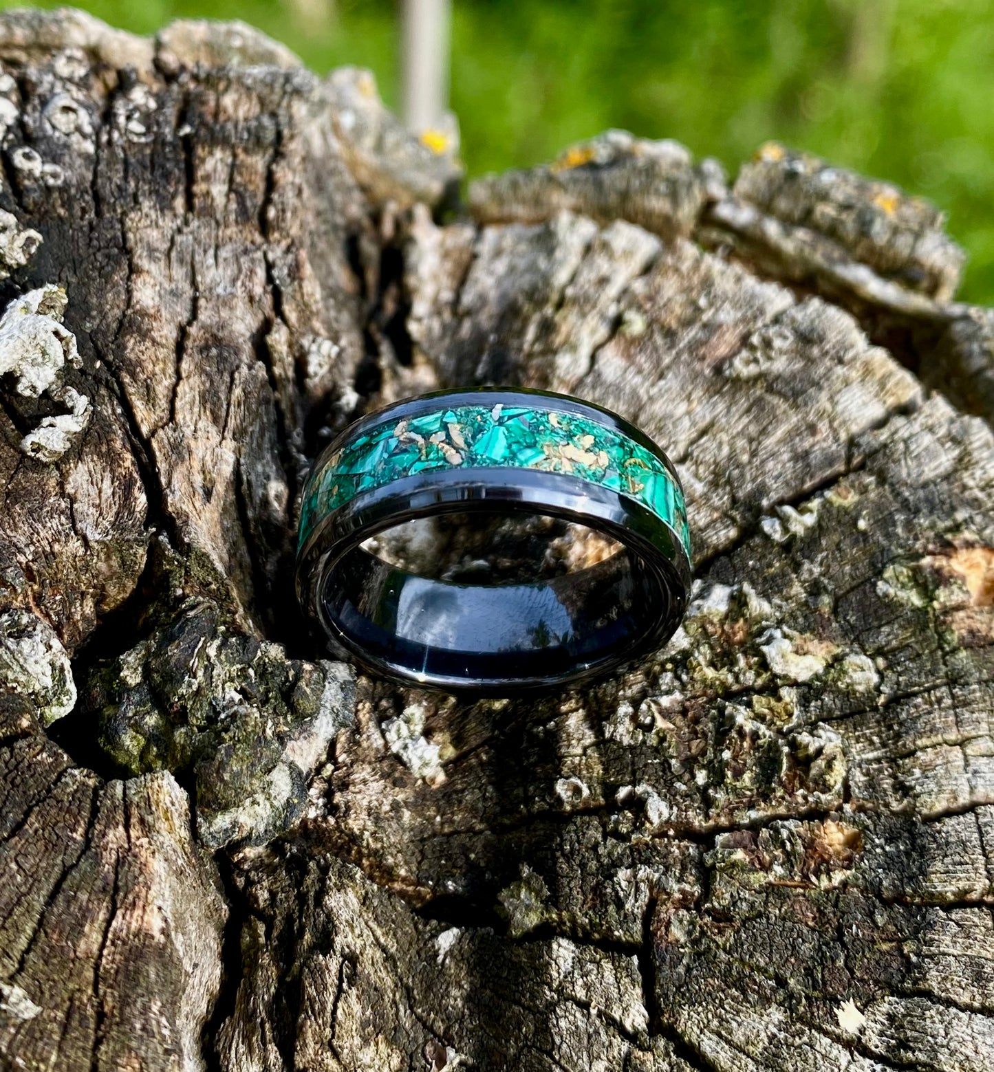 Ring of Black Ceramic, Malachite and Mokume Gane