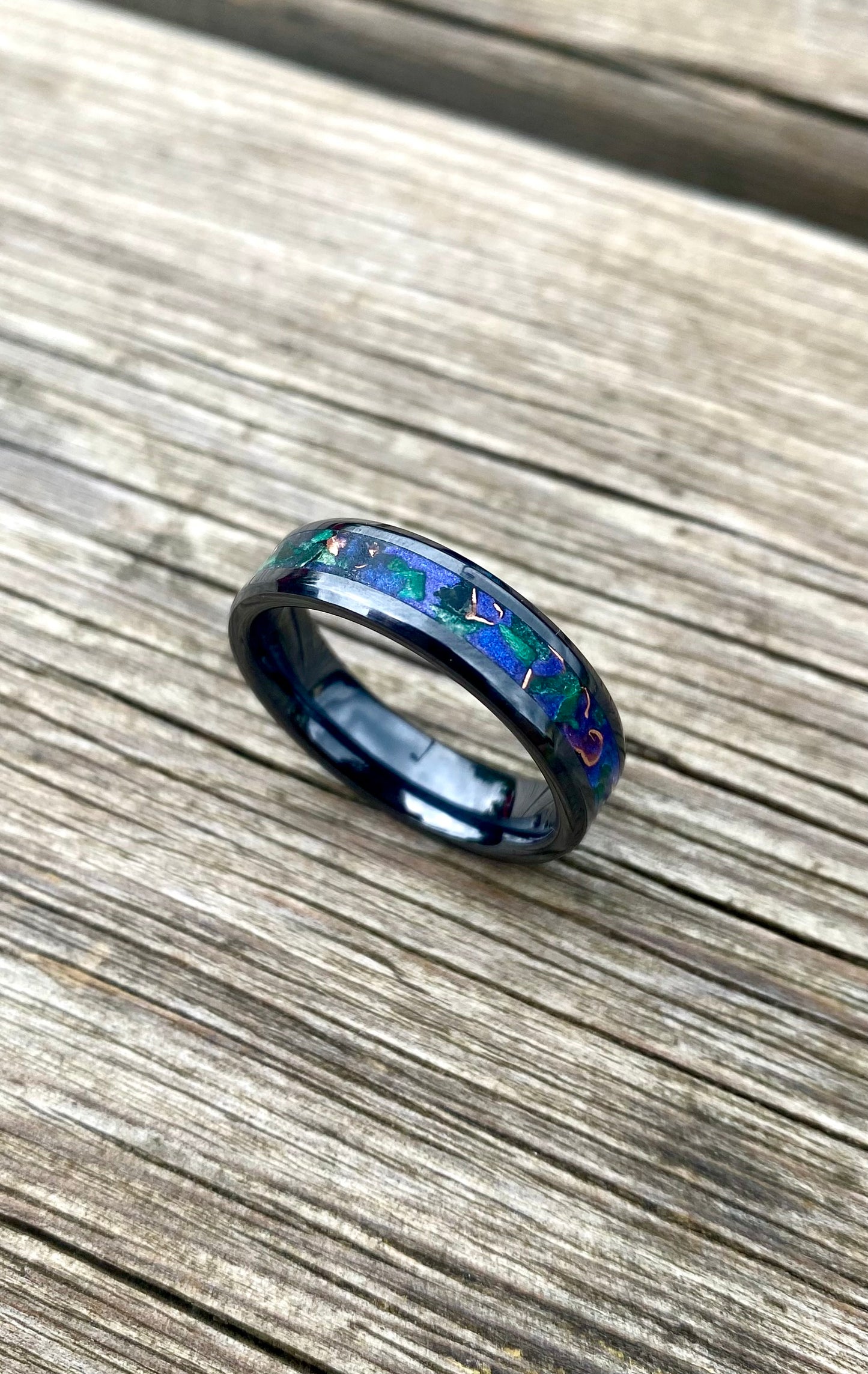 Anello di Ceramica Nera, Malachite e Rame