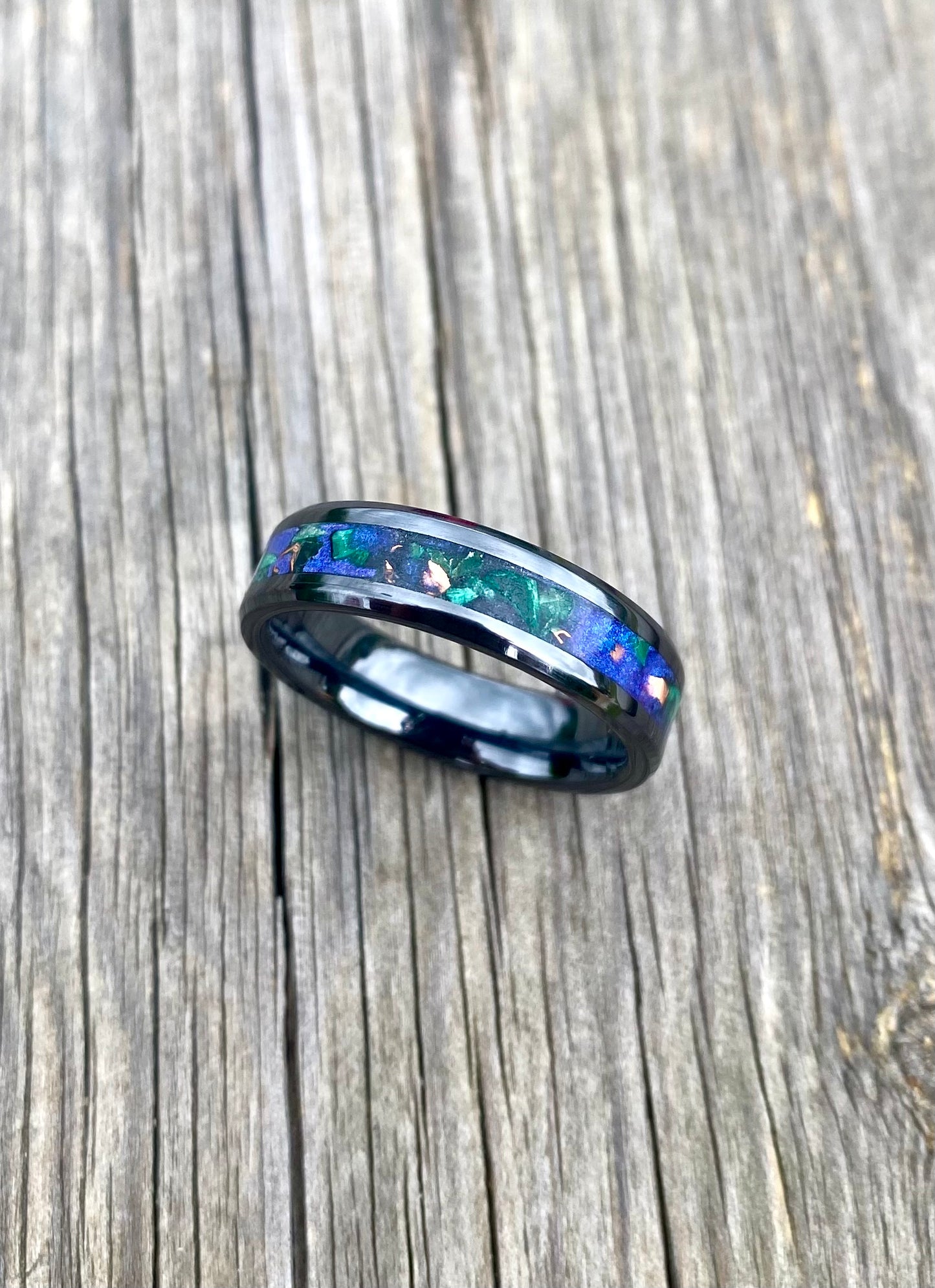 Anello di Ceramica Nera, Malachite e Rame