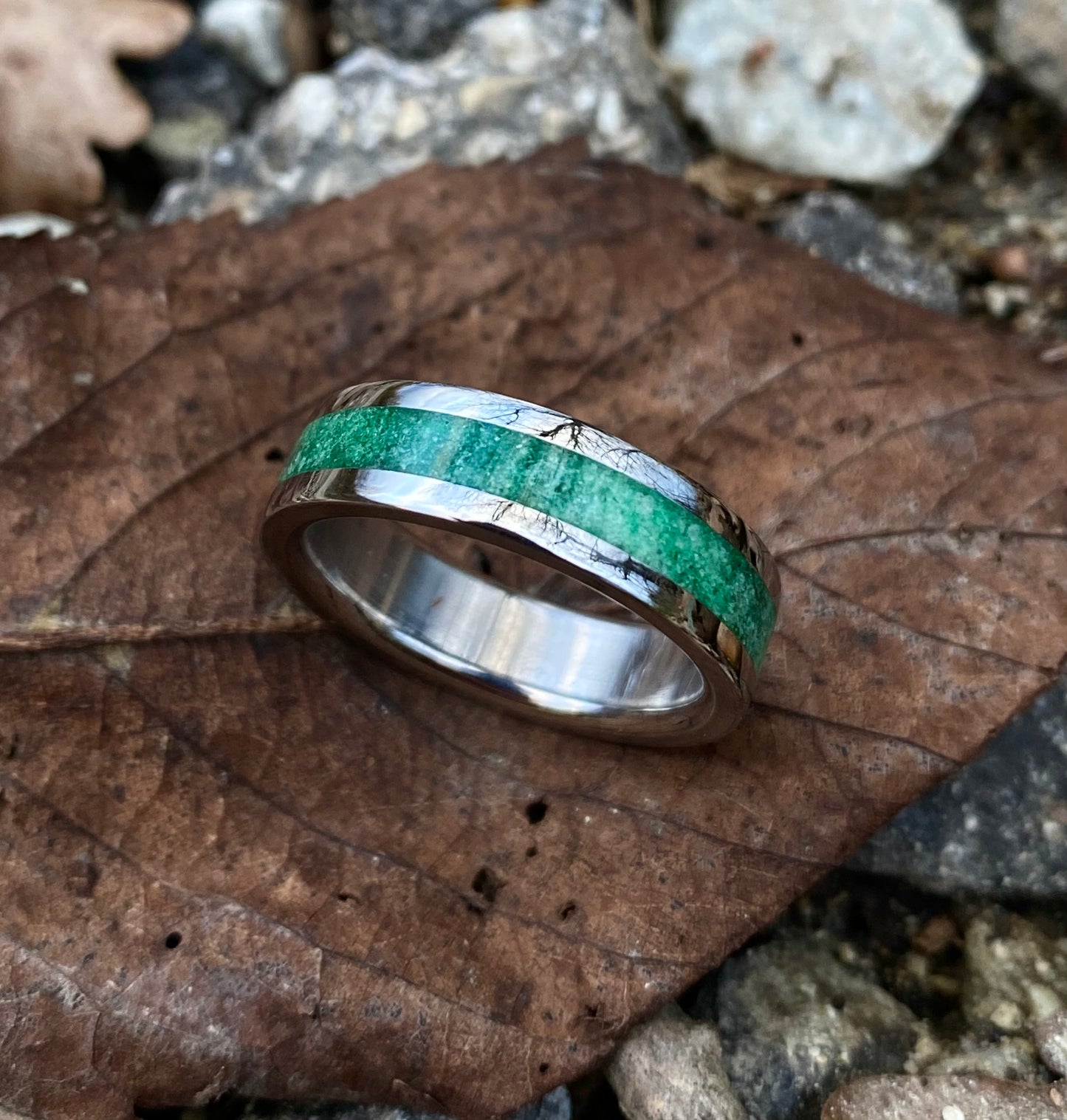 Anello di Giada Verde