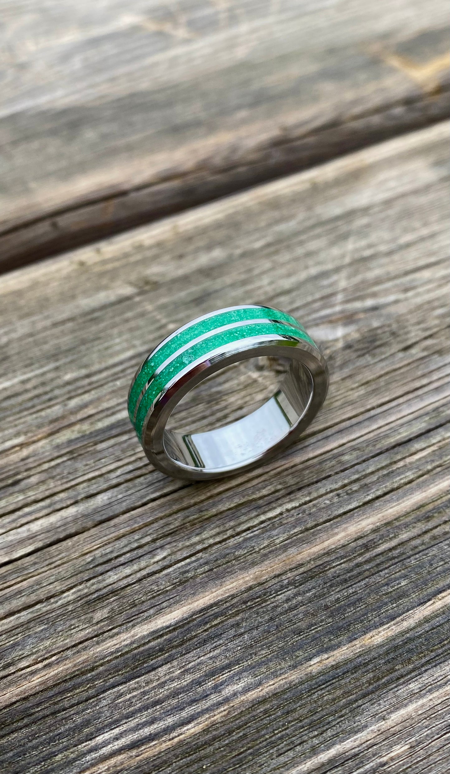 Green Jade Ring with Double Inlay