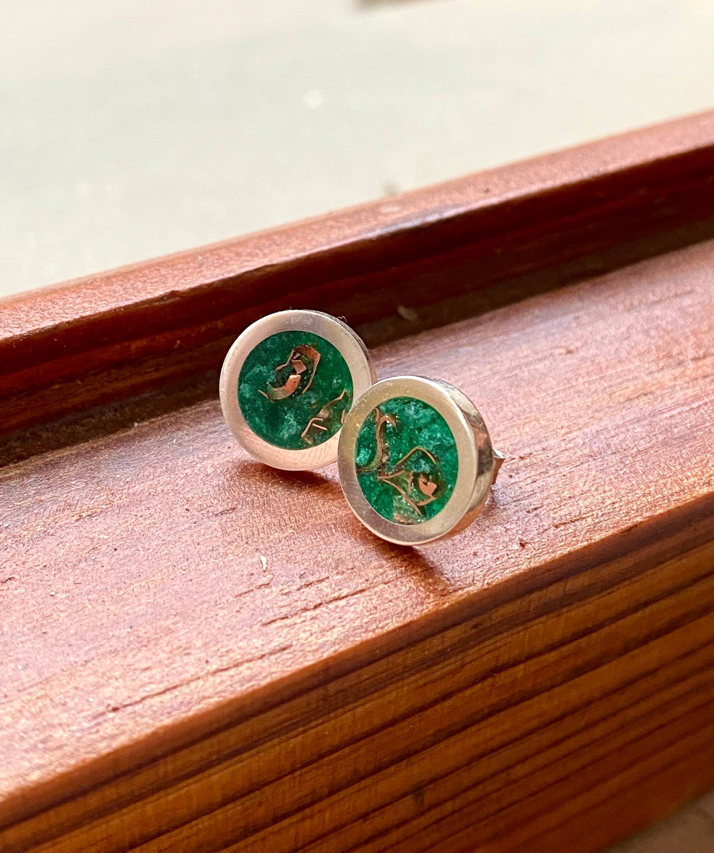 Jade and copper earrings - "Button" model